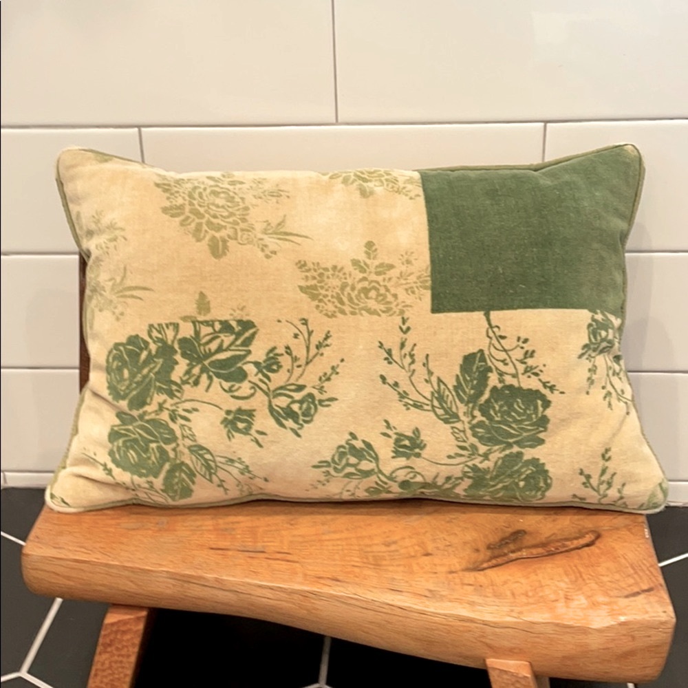 Small pillow